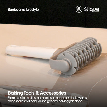 SLIQUE Premium Lattice Roller Dough Cutter