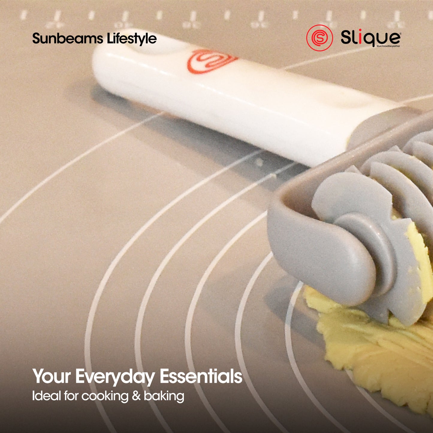 SLIQUE Premium Lattice Roller Dough Cutter