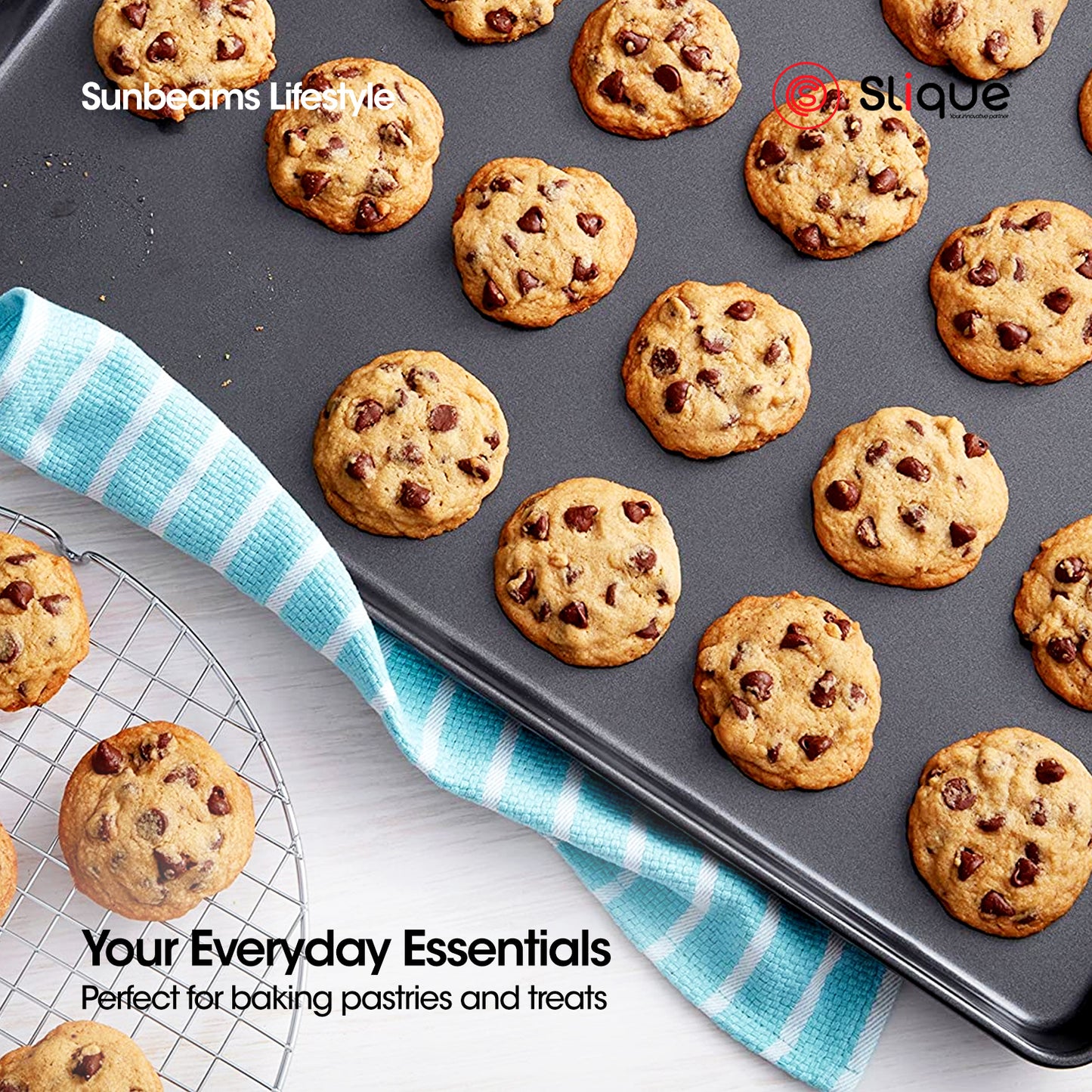 SLIQUE Premium Non-stick Cookie Sheet, Cookie Tray, Baking Pan